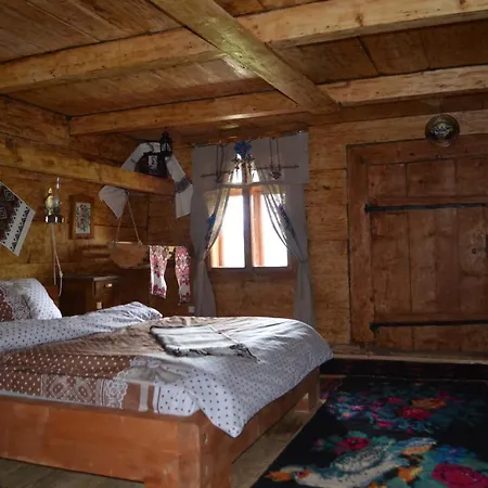 гуцульська спадщина Guest house *